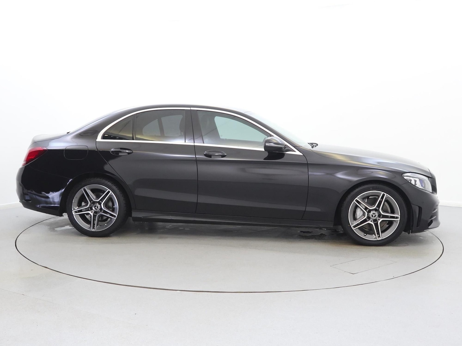 Used Mercedes-Benz C Class 2019 for sale - 77535334: Photo 8