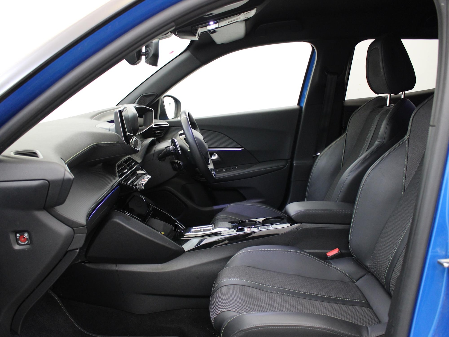 Used Peugeot 2008 2023 for sale - 76077302: Photo 10