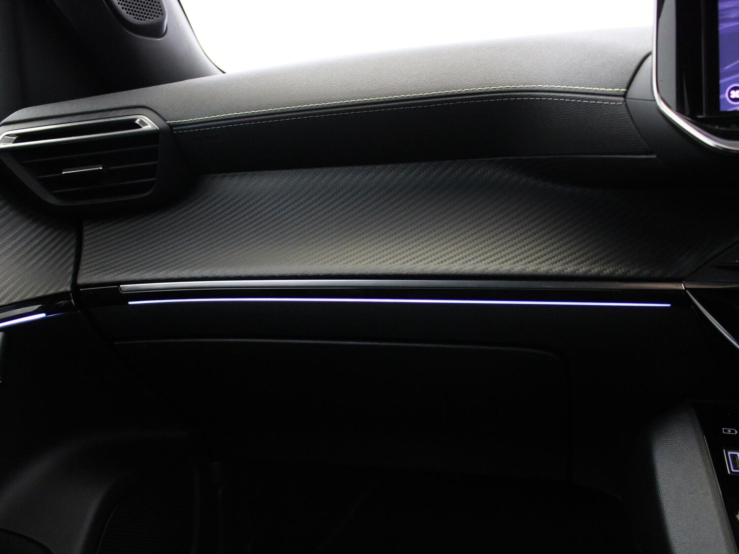 Used Peugeot 2008 2023 for sale - 76077302: Photo 27