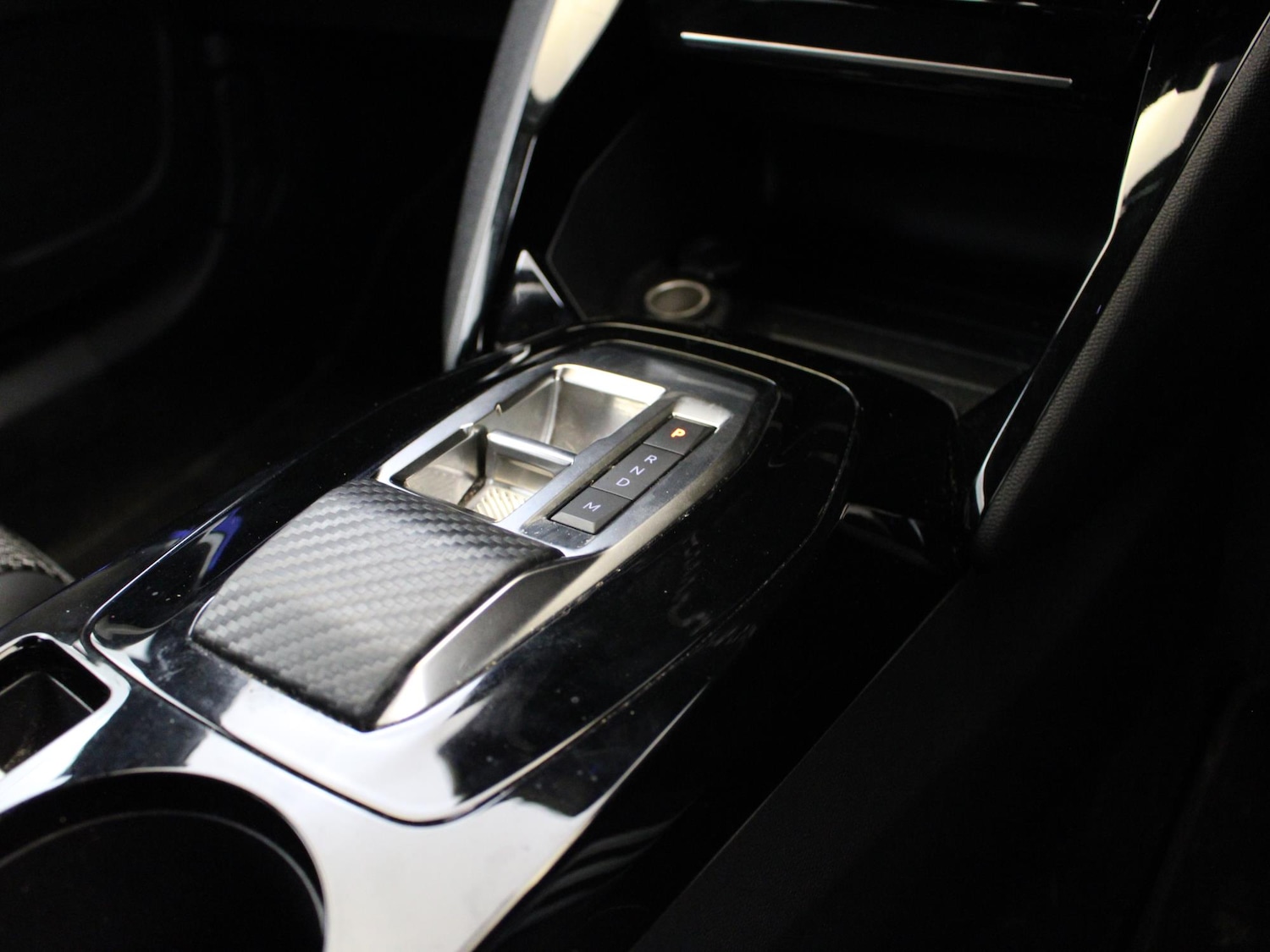 Used Peugeot 2008 2023 for sale - 76077302: Photo 30