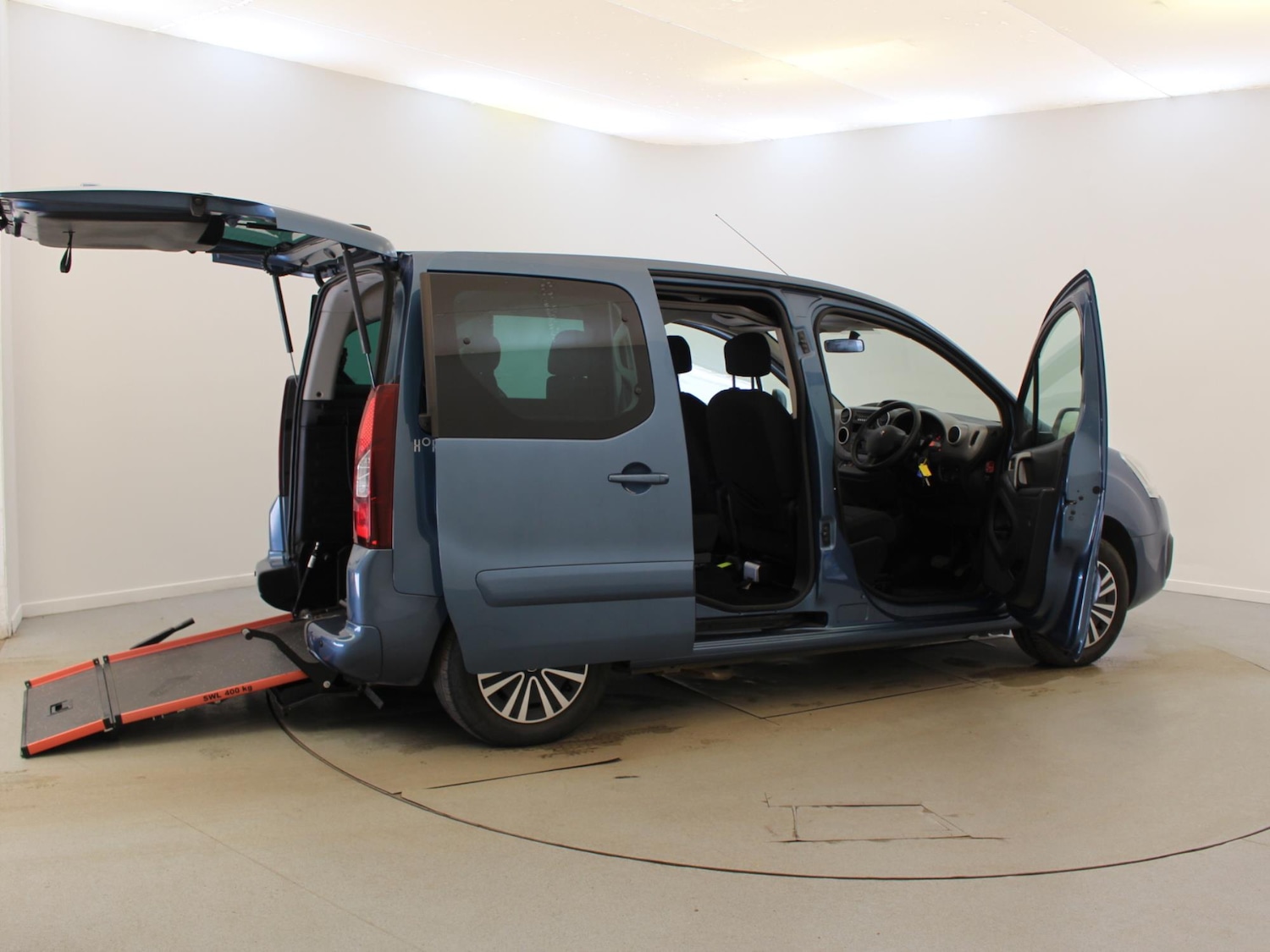 Vehicle 41