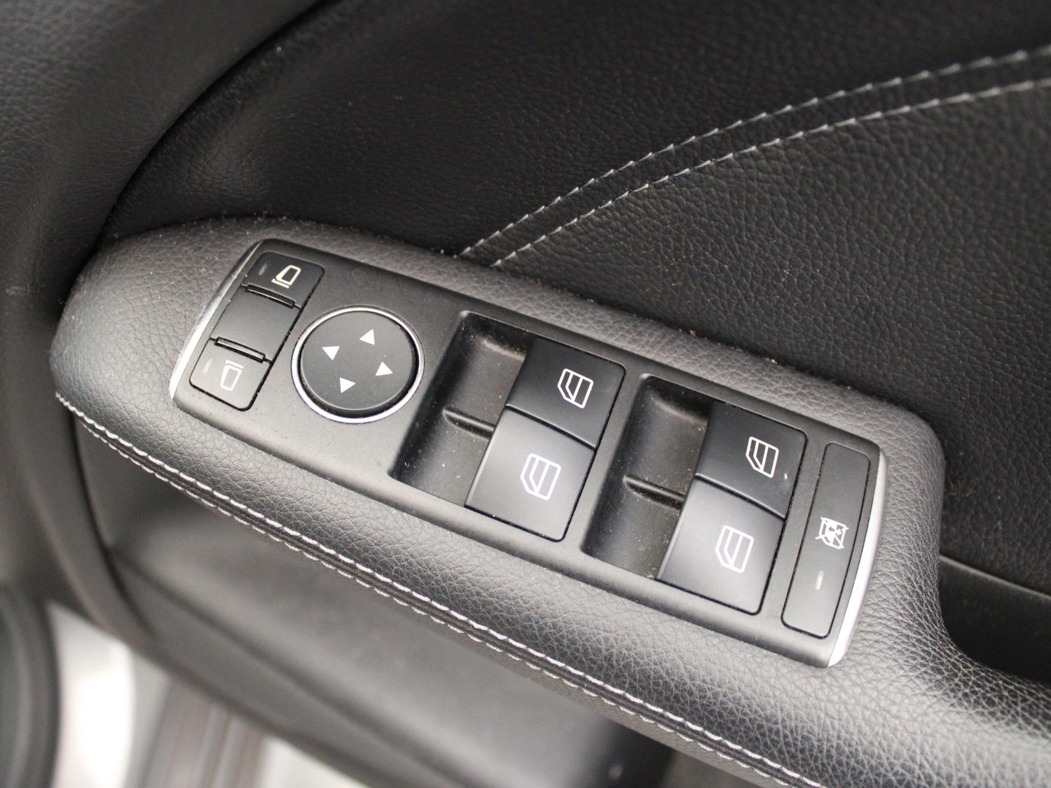 Used Mercedes-Benz B Class 2017 for sale - 76515906: Photo 30