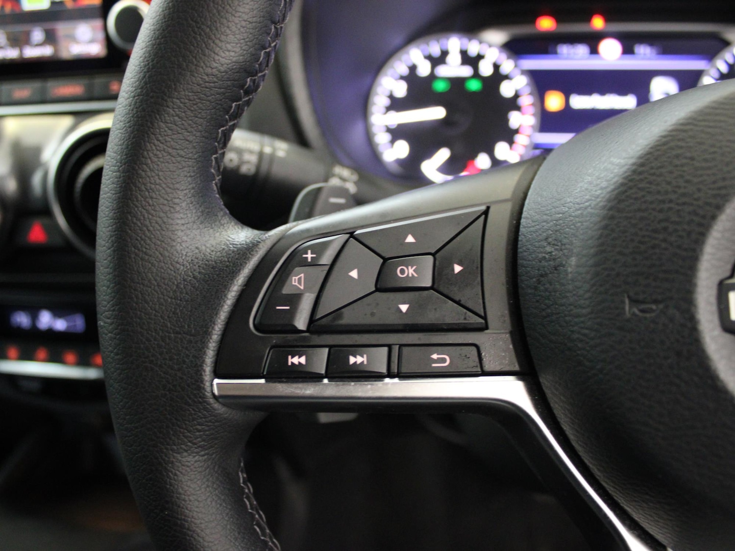 Used Nissan Juke 2023 for sale - 77099660: Photo 24