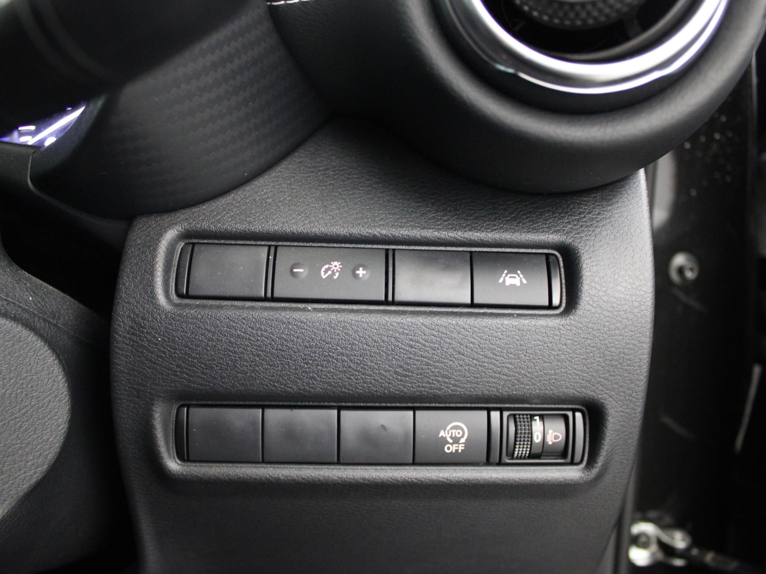 Used Nissan Juke 2023 for sale - 77099660: Photo 27