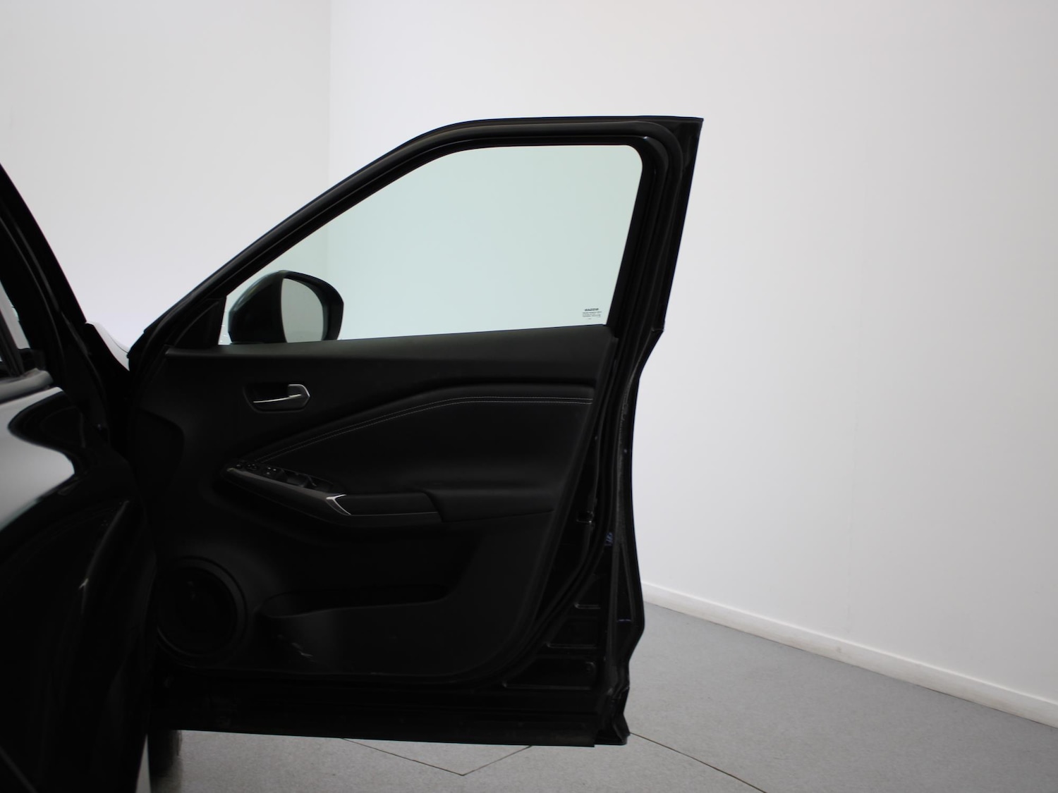 Used Nissan Juke 2023 for sale - 77099660: Photo 28