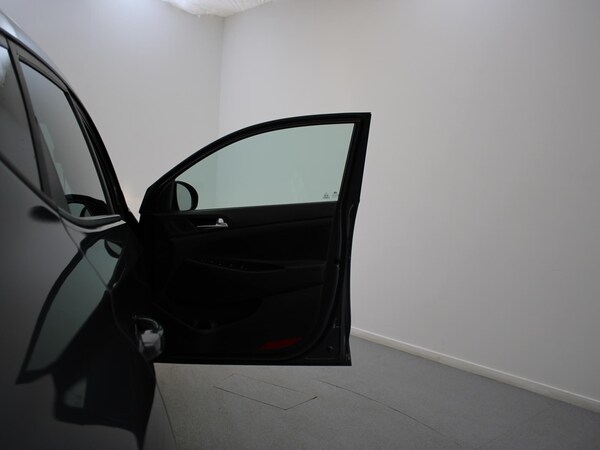 Used Hyundai TUCSON 2018 for sale - 76016553: Photo 36