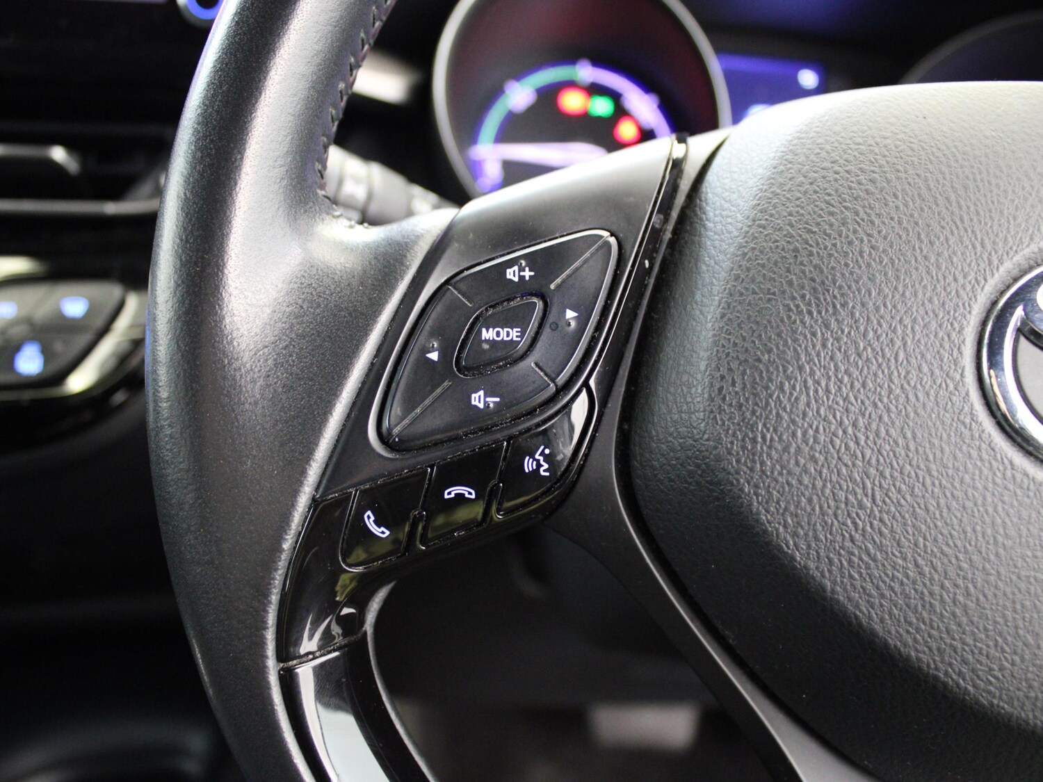 Used Toyota C-HR 2022 for sale - 76274581: Photo 24