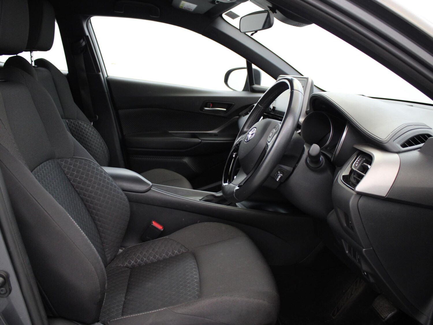 Used Toyota C-HR 2022 for sale - 76274581: Photo 9