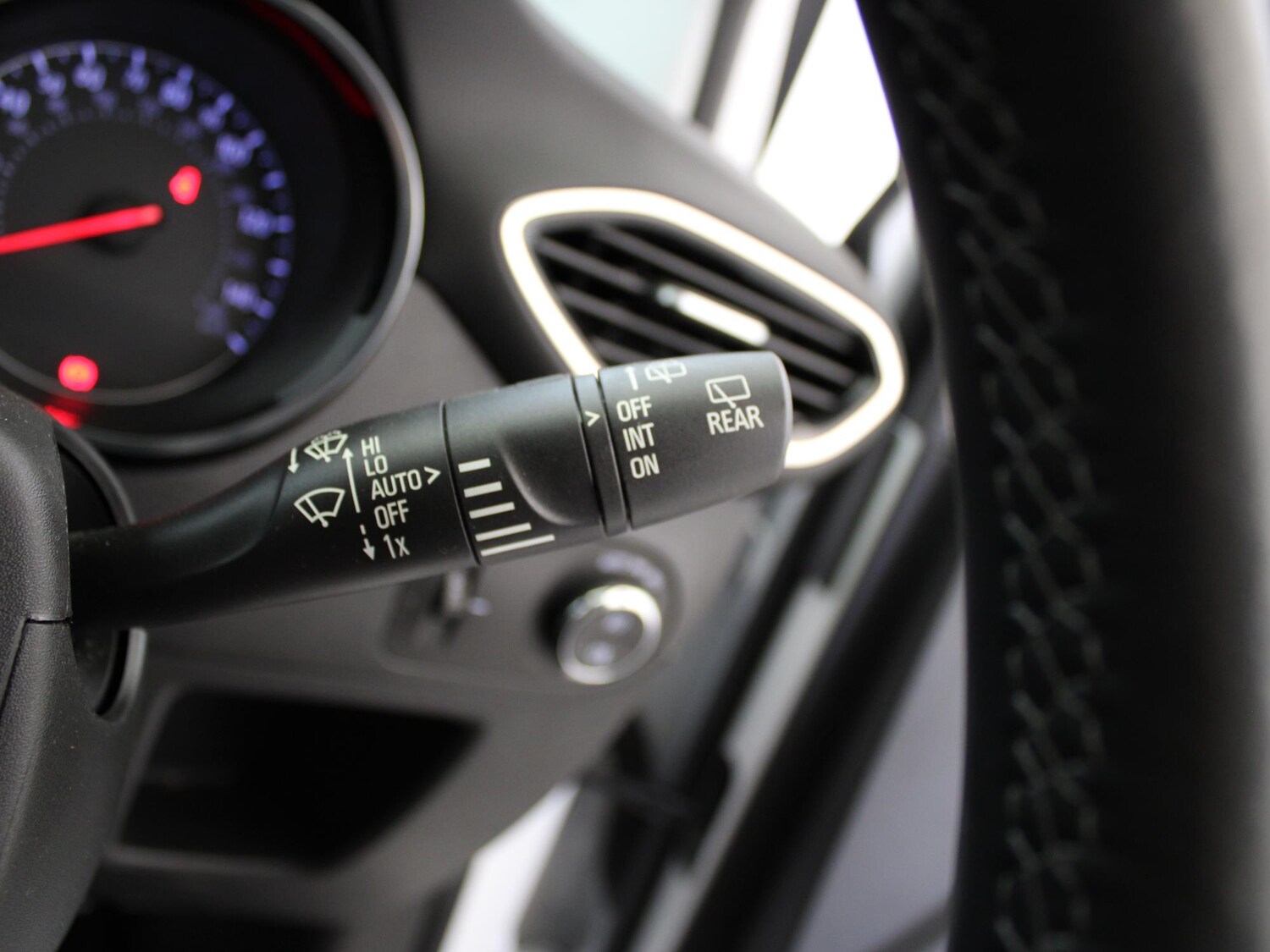 Used Vauxhall Crossland 2022 for sale - 75674087: Photo 28