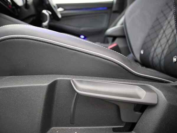 Used Volkswagen Golf 2020 for sale - 75536243: Photo 12