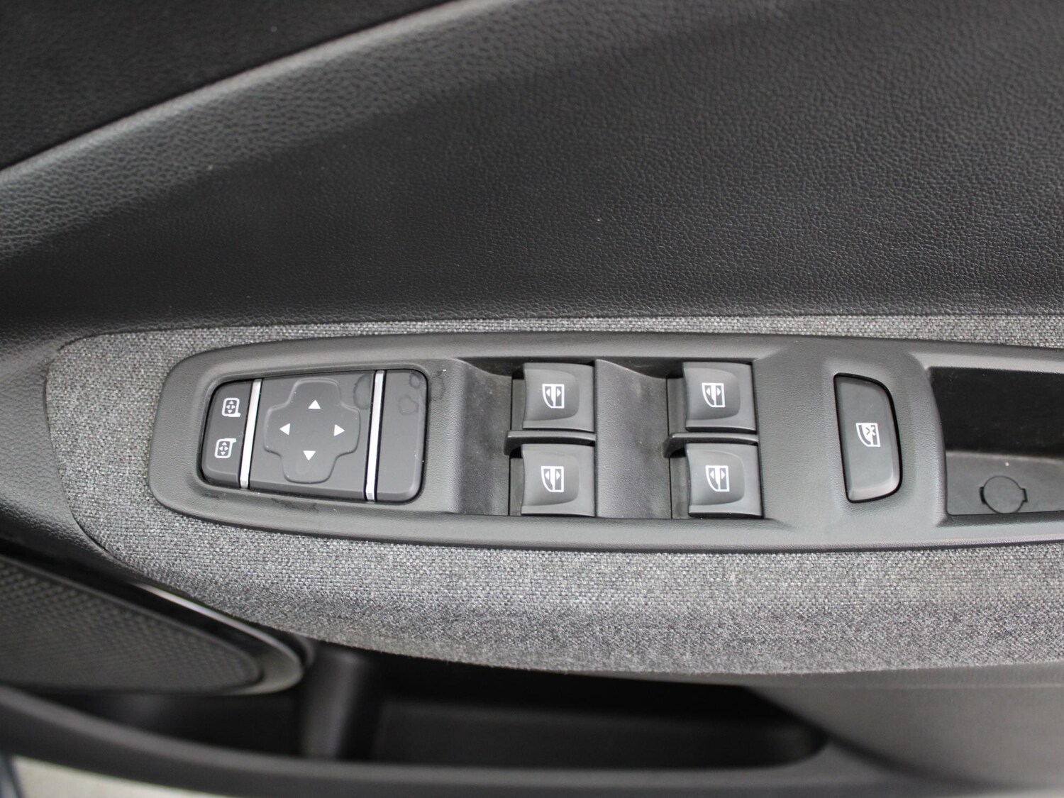 Used Renault Zoe 2021 for sale - 76636996: Photo 40