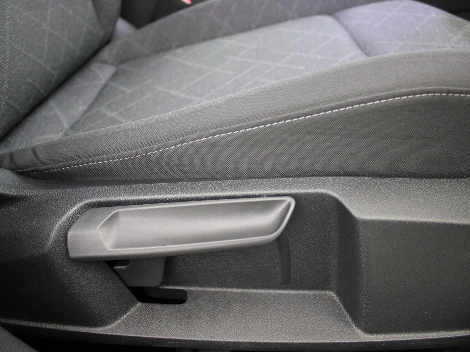 Used Volkswagen Golf 2023 for sale - 77316747: Photo 10