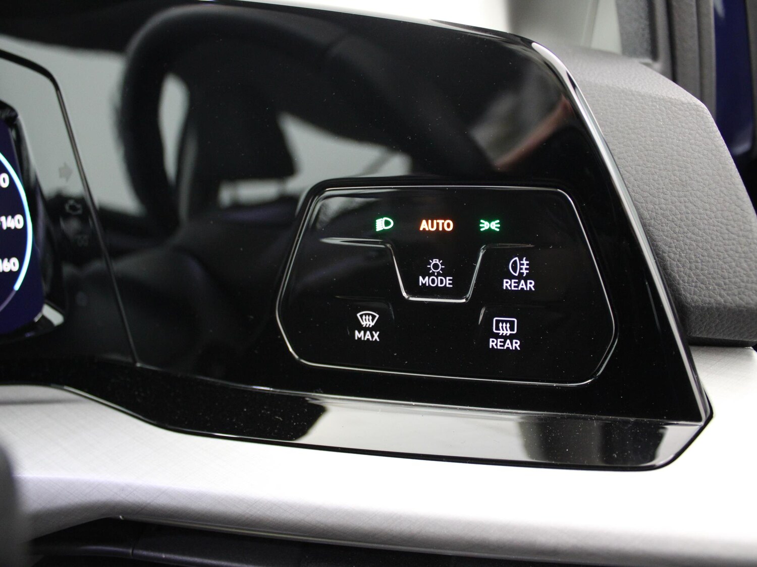 Used Volkswagen Golf 2023 for sale - 77316747: Photo 39