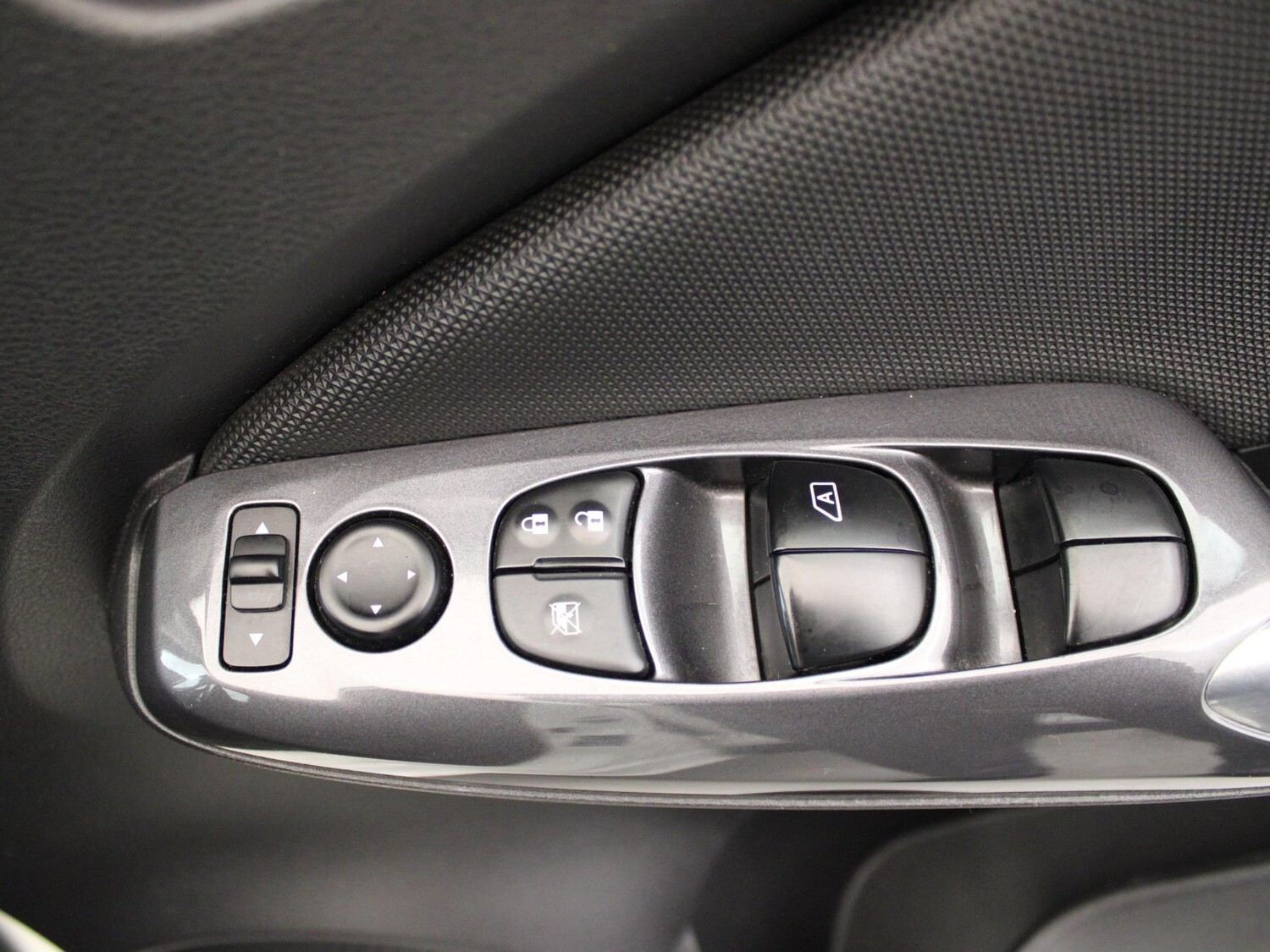 Used Nissan Juke 2021 for sale - 76274609: Photo 31