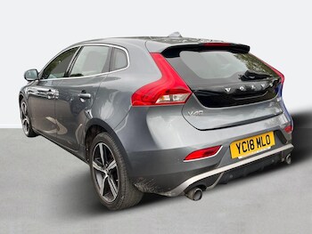 Used Volvo V40 2018 for sale - 76016629: Photo