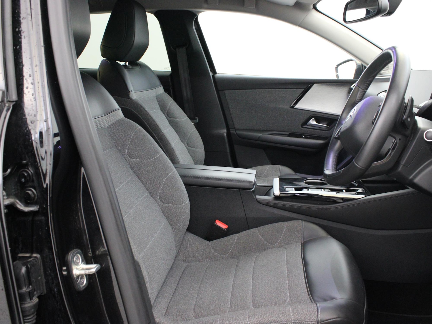 Used Citroen C5 X 2023 for sale - 77535346: Photo 9