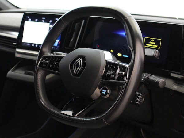 Used Renault Megane E Tech 2023 for sale - 74816280: Photo 13