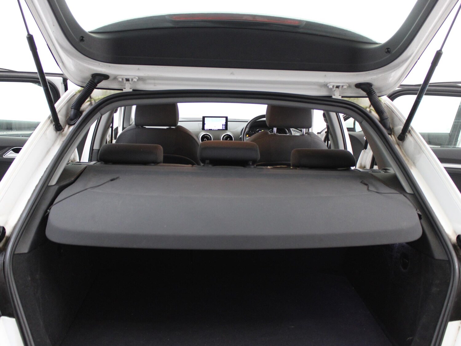 Used Audi A3 2017 for sale - 76157906: Photo 31