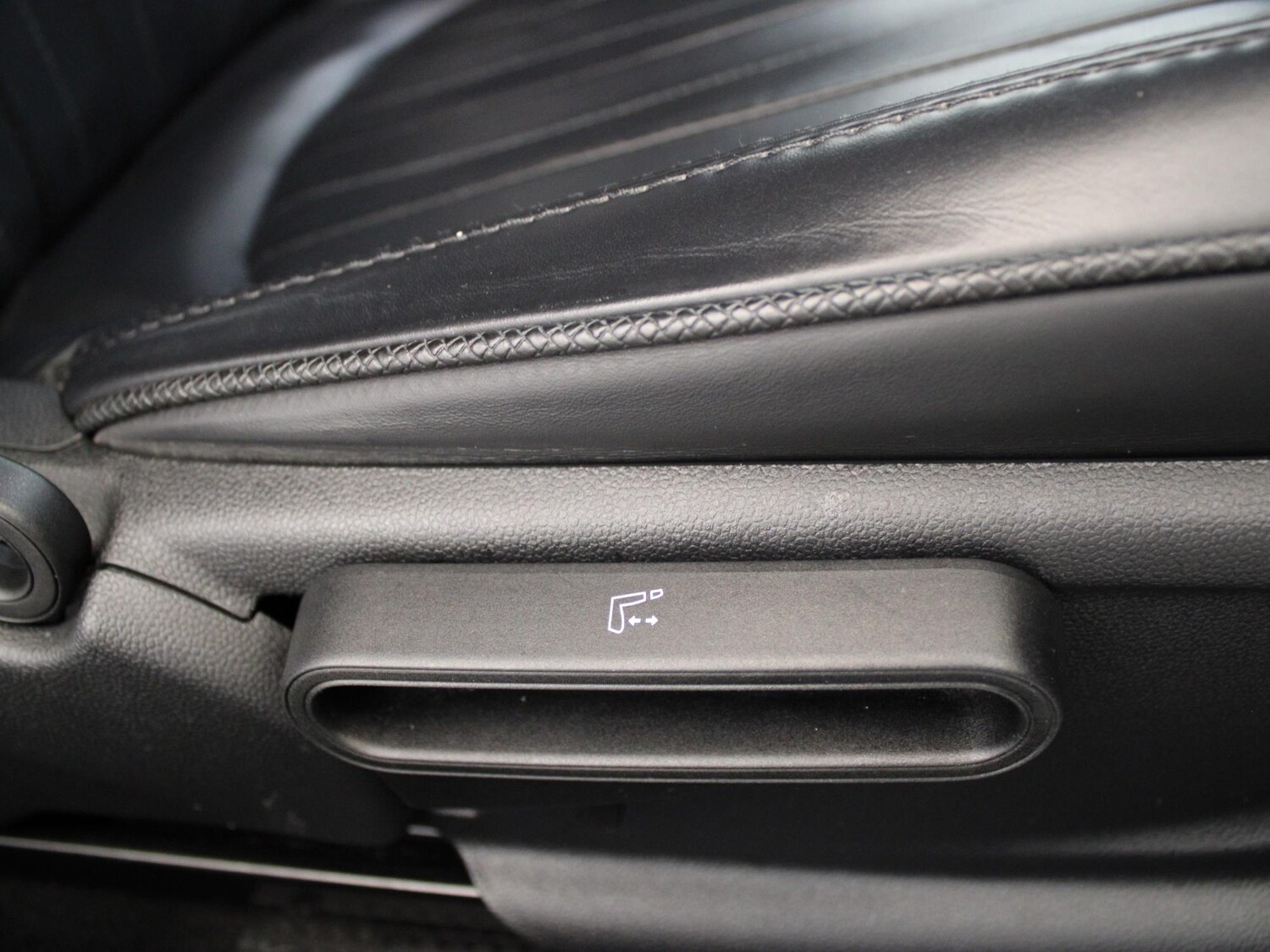 Used MINI Hatch 2018 for sale - 75908946: Photo 10