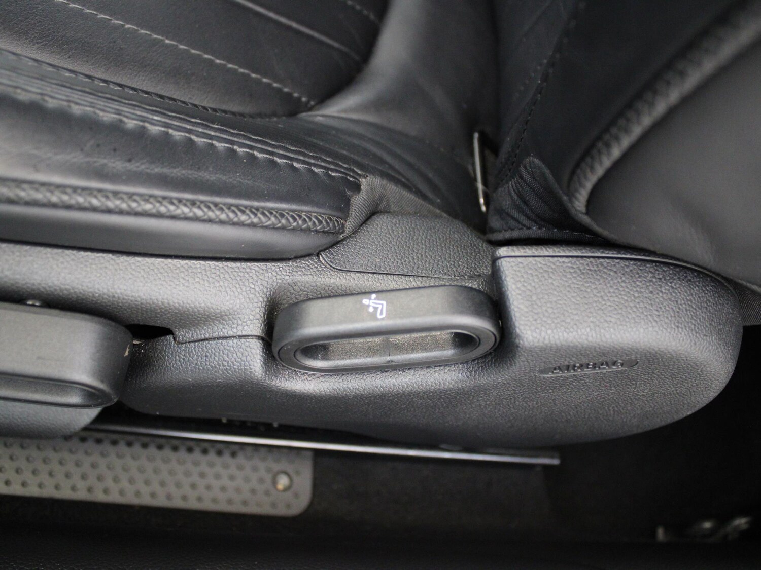 Used MINI Hatch 2018 for sale - 75908946: Photo 14