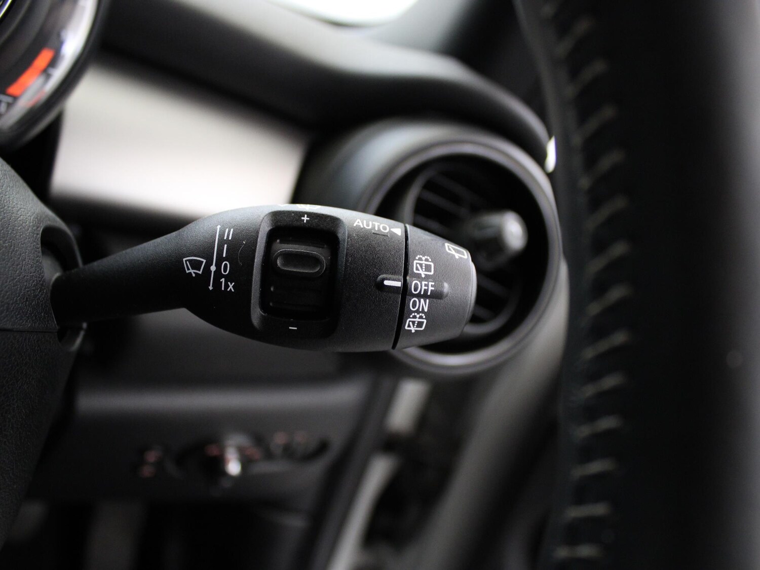 Used MINI Hatch 2018 for sale - 75908946: Photo 37