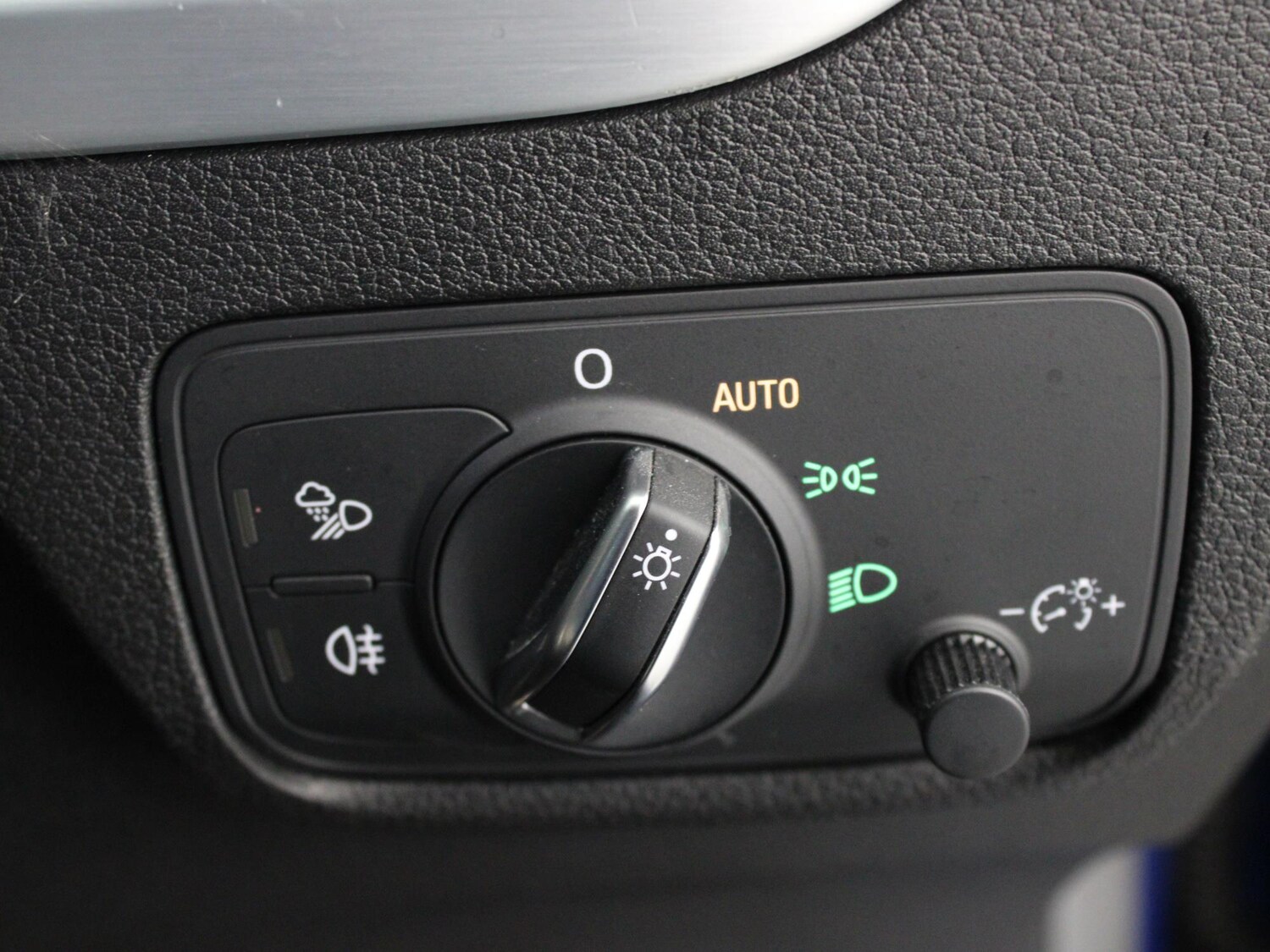 Used Audi Q2 2020 for sale - 76916492: Photo 15