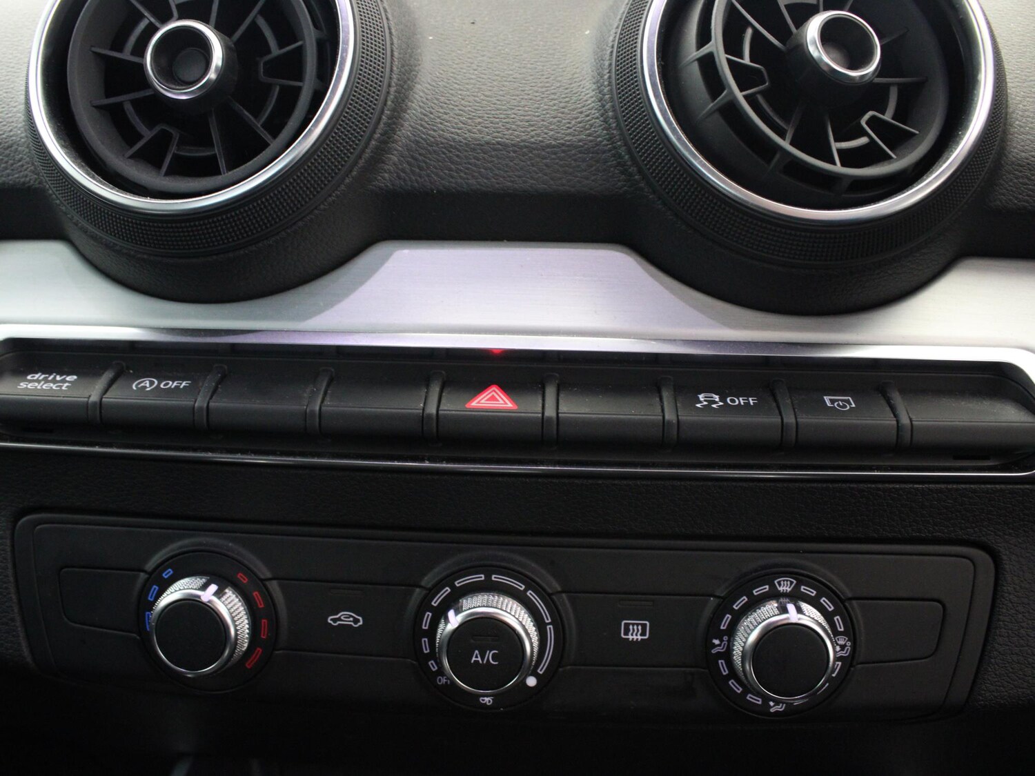 Used Audi Q2 2020 for sale - 76916492: Photo 20