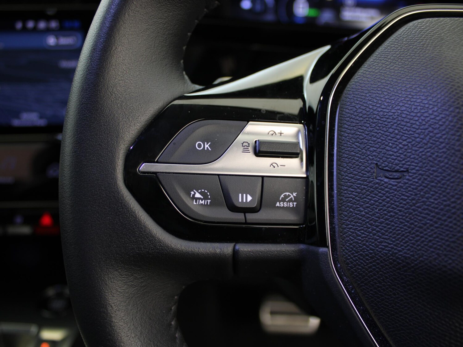 Used Peugeot 408 2024 for sale - 76442687: Photo 35