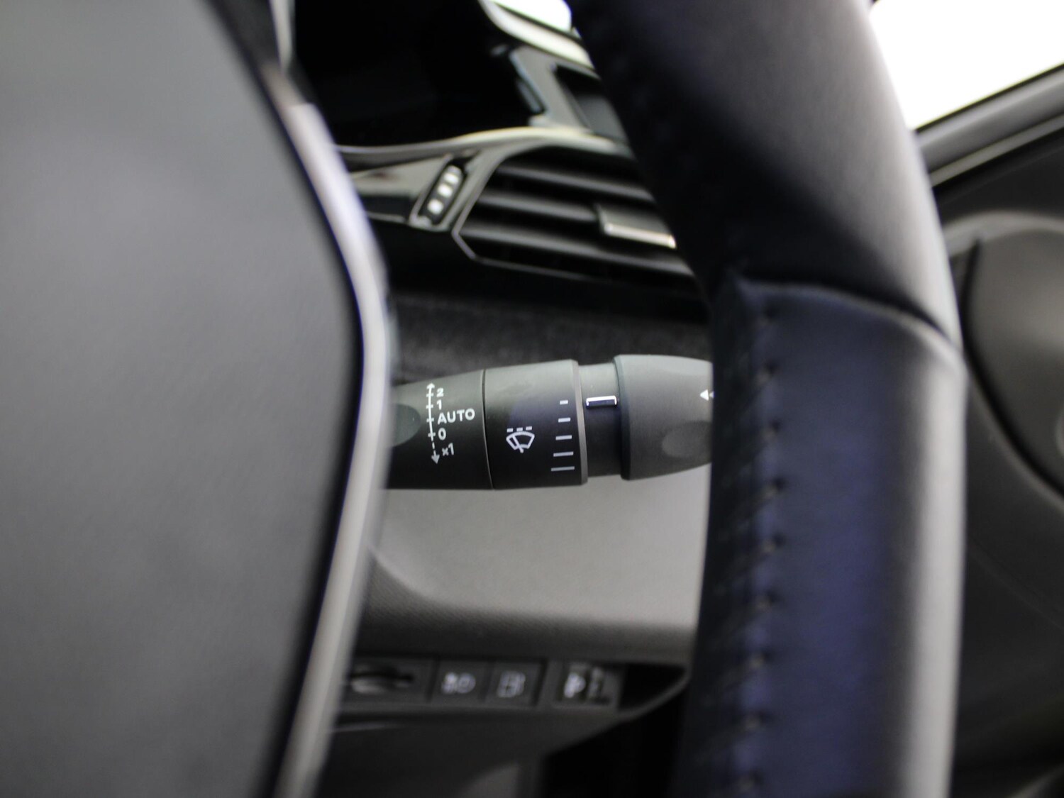 Used Peugeot 408 2024 for sale - 76442687: Photo 38