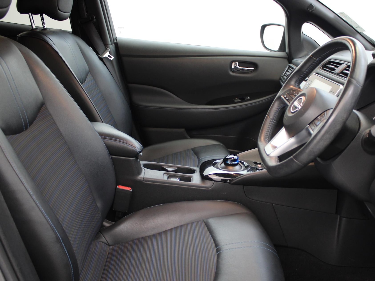 Used Nissan Leaf 2022 for sale - 76755427: Photo 9