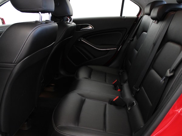 Used Mercedes-Benz A-Class 2018 for sale - 76243685: Photo 11