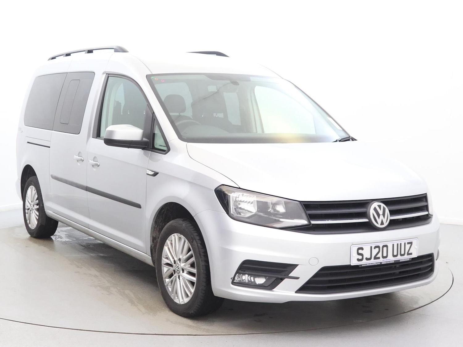 Used Volkswagen Caddy Maxi Life 2020 for sale - 76662244: Photo 1