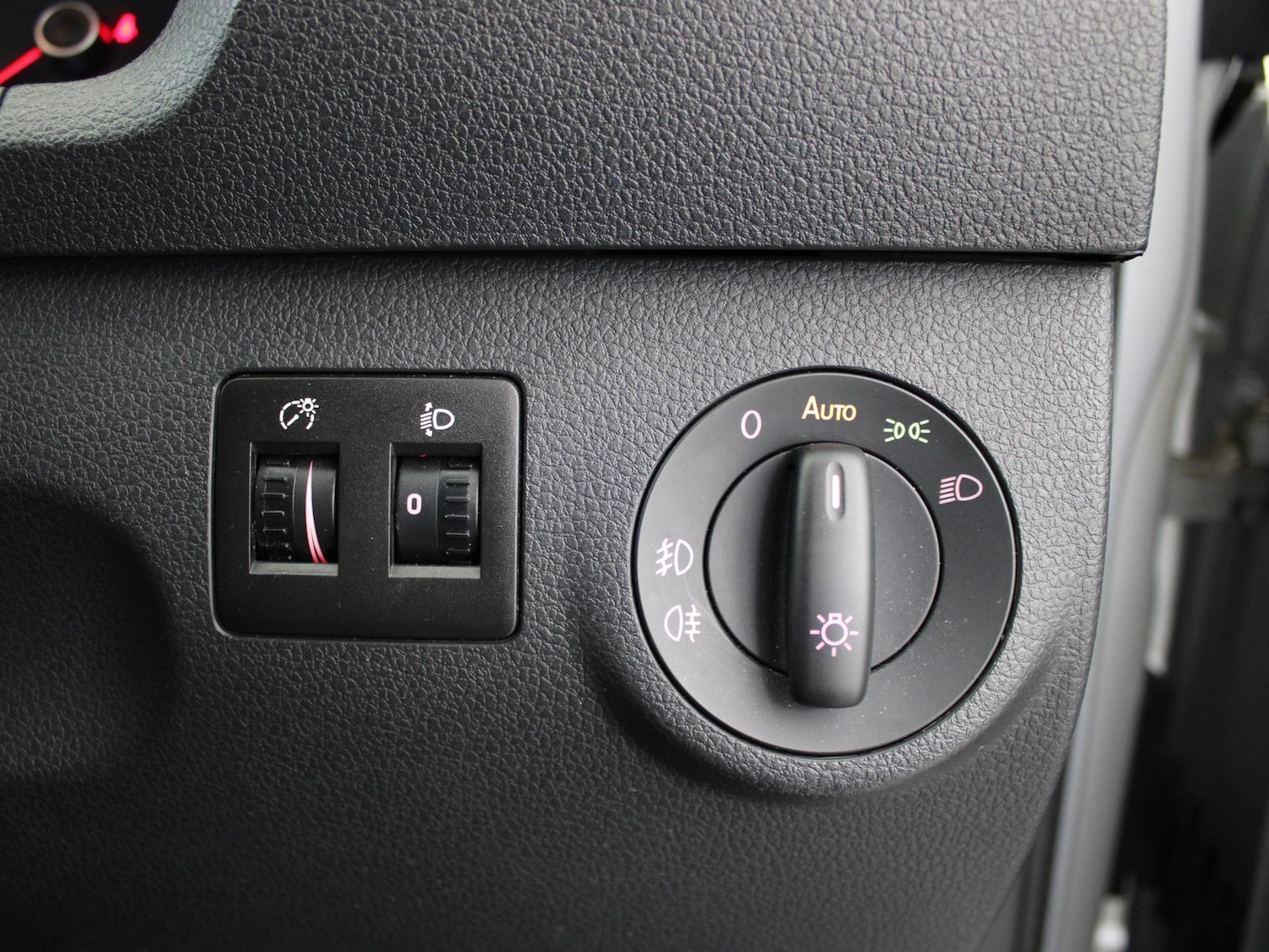 Used Volkswagen Caddy Maxi Life 2020 for sale - 76662244: Photo 32