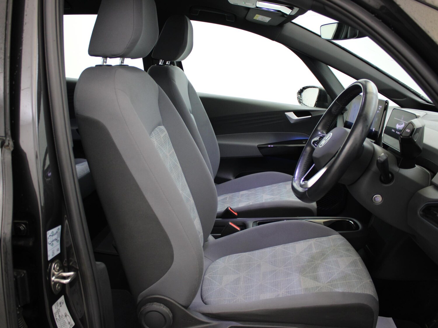 Used Volkswagen ID.3 2021 for sale - 77742151: Photo 9