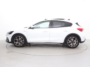 Used Ford Focus 2020 for sale - 77472852: Photo