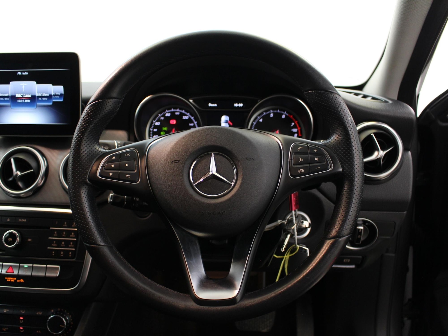 Used Mercedes-Benz GLA 2019 for sale - 76755363: Photo 26