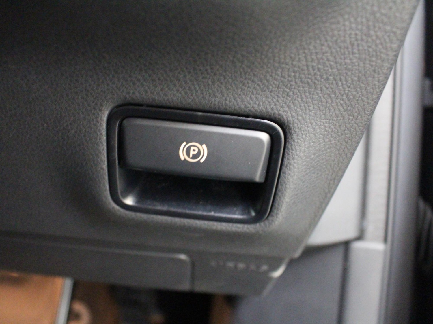 Used Mercedes-Benz GLA 2019 for sale - 76755363: Photo 32