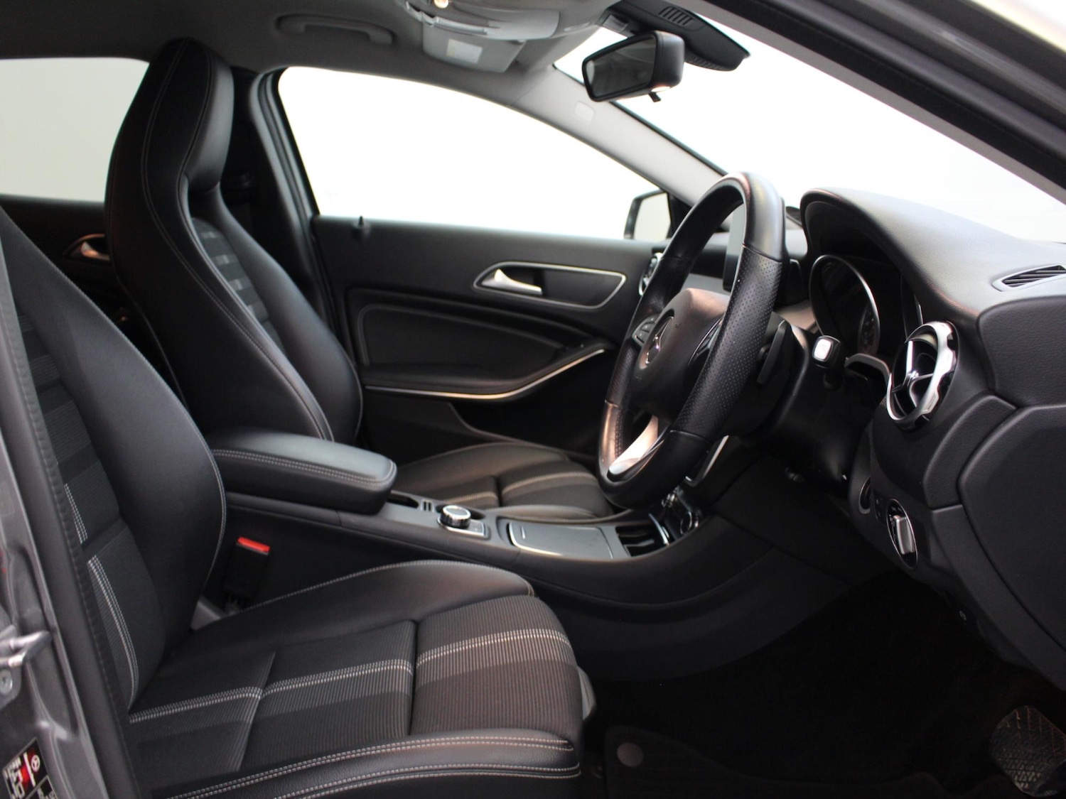 Used Mercedes-Benz GLA 2019 for sale - 76755363: Photo 9