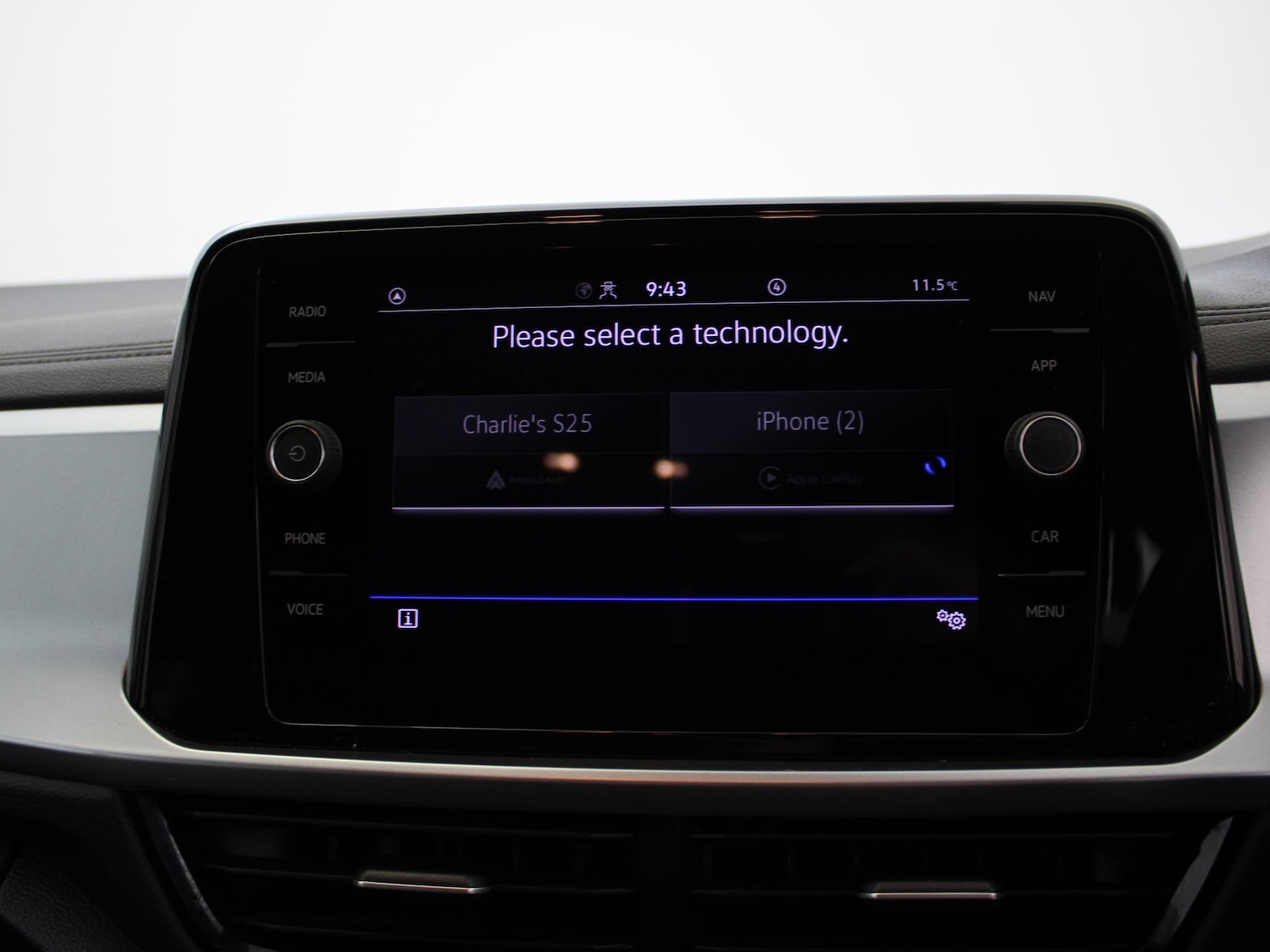 Used Volkswagen T-Roc 2022 for sale - 76274706: Photo 20