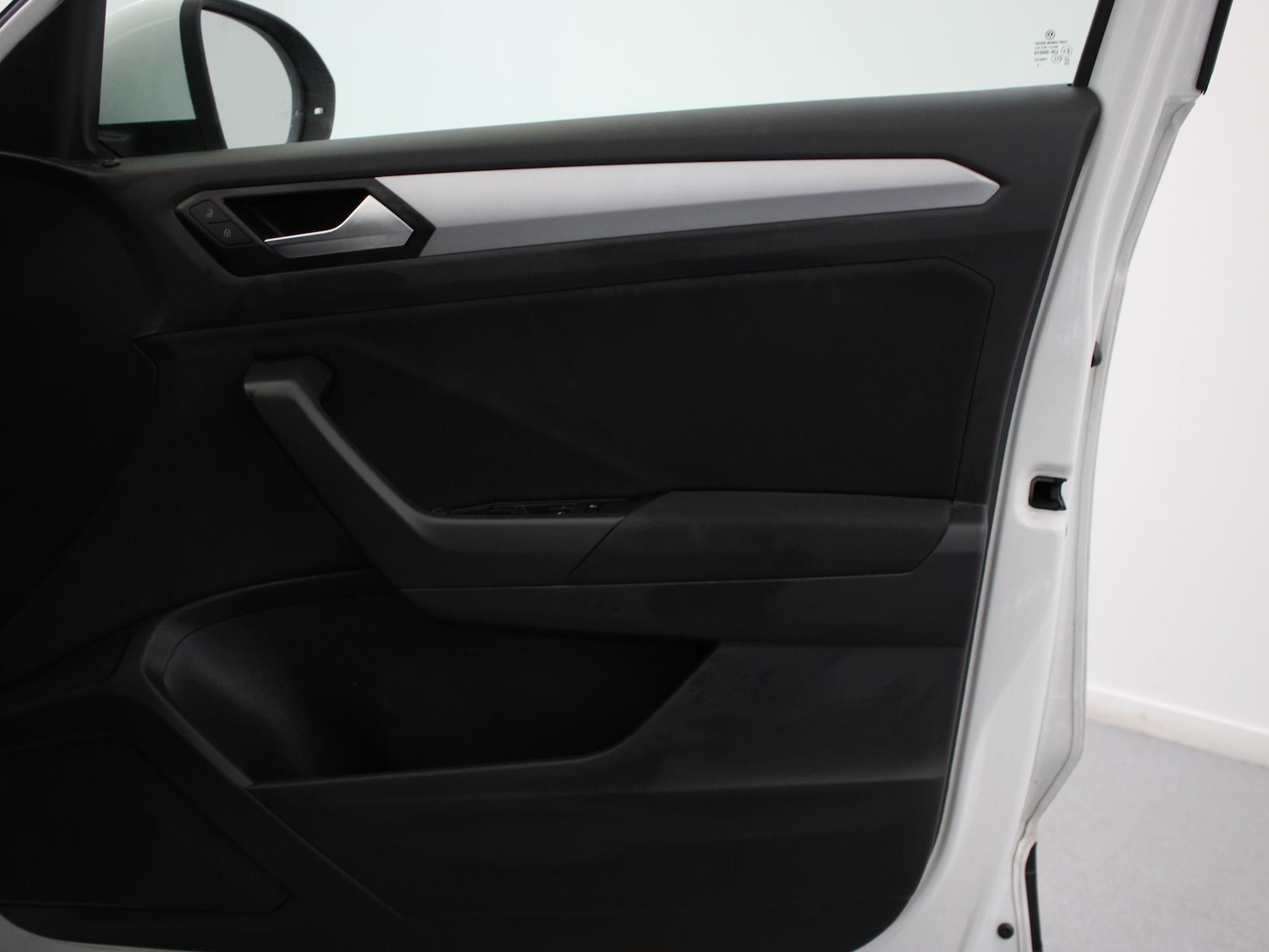 Used Volkswagen T-Roc 2022 for sale - 76274706: Photo 24