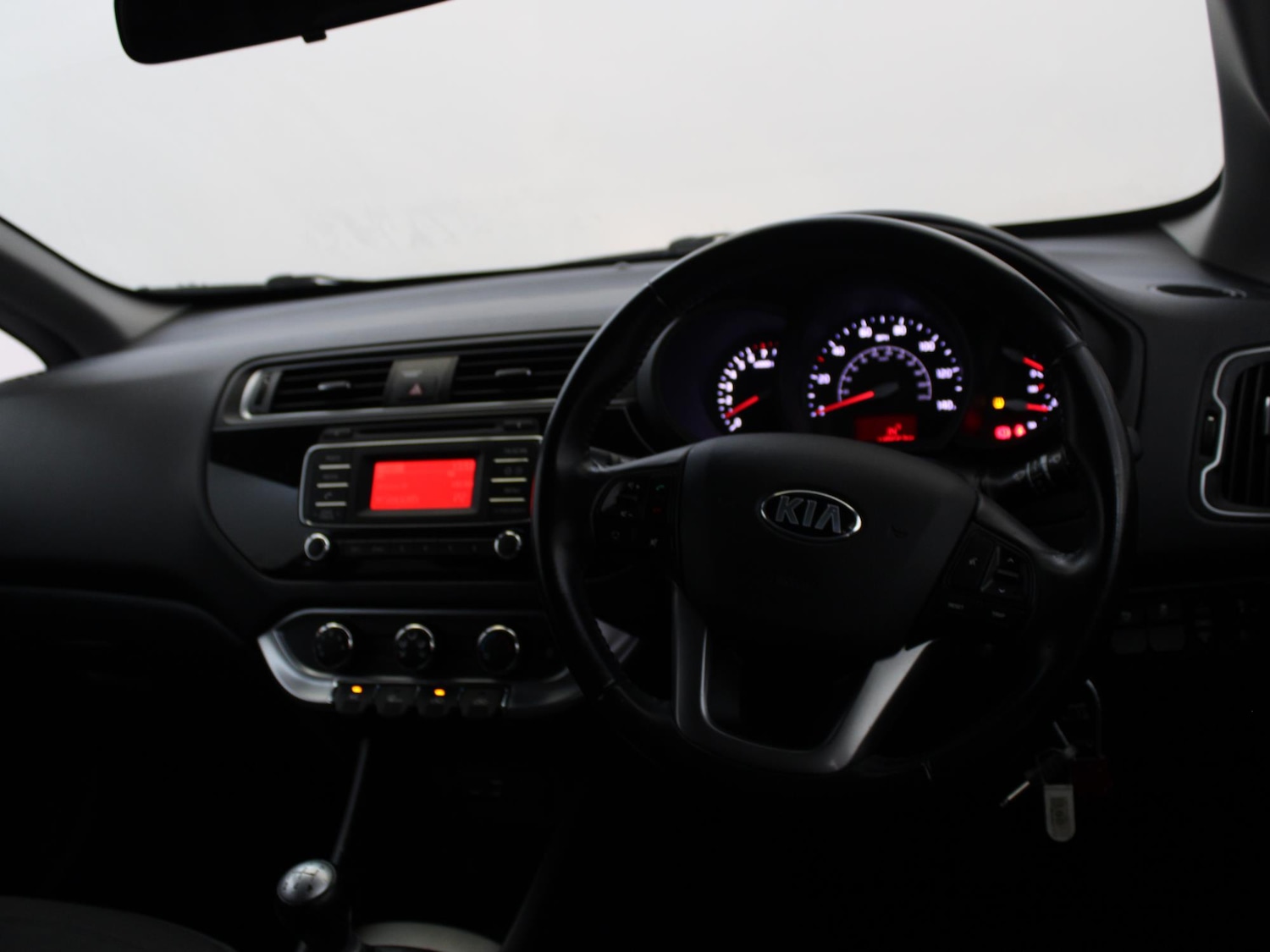Used Kia Rio 2015 for sale - 76047376: Photo 11
