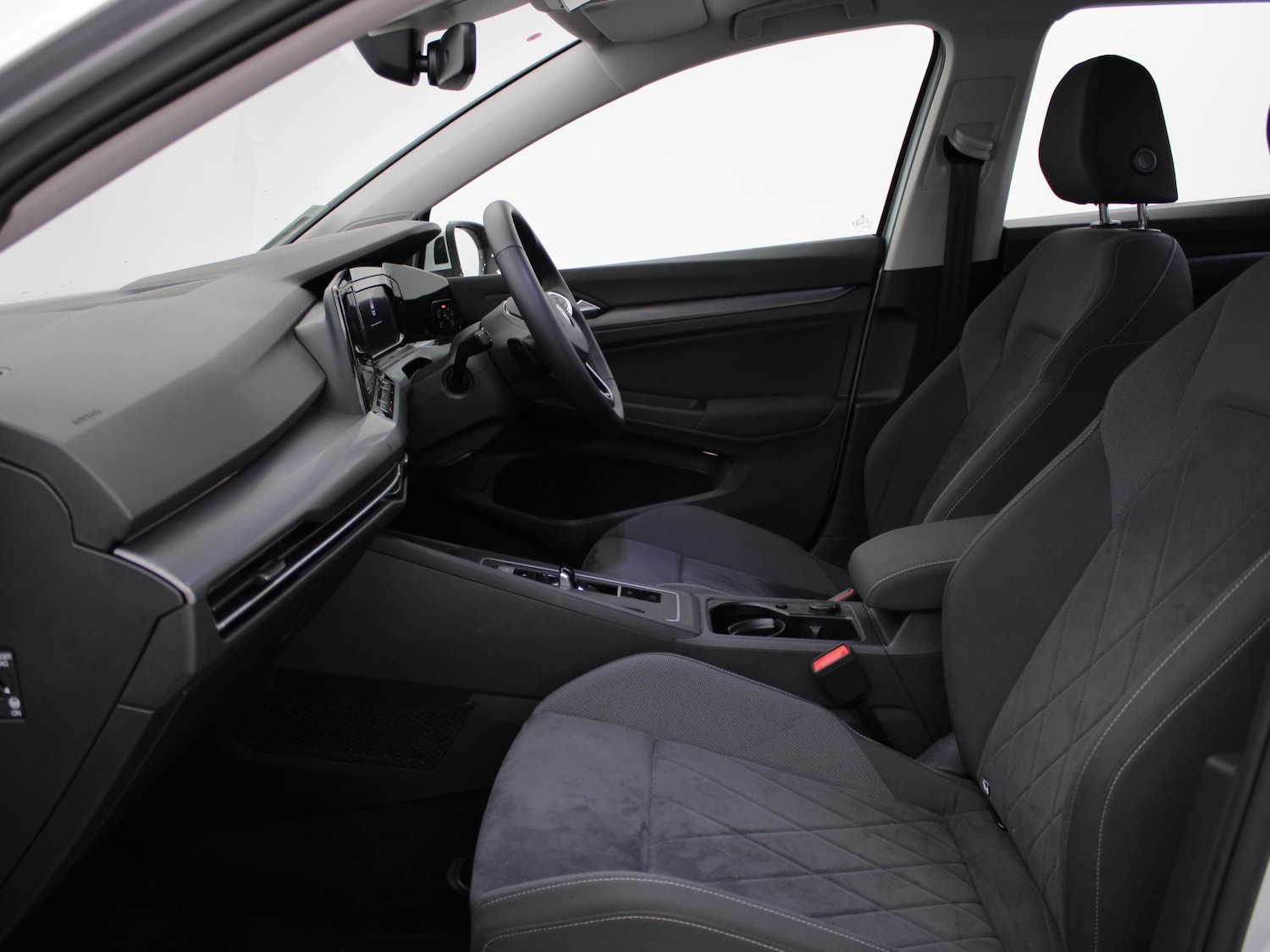 Used Volkswagen Golf 2021 for sale - 77240060: Photo 10