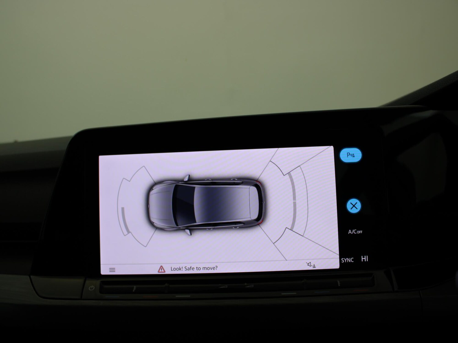 Used Volkswagen Golf 2021 for sale - 77240060: Photo 19