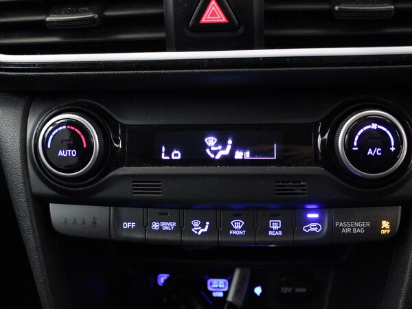 Used Hyundai KONA 2020 for sale - 76047365: Photo 15