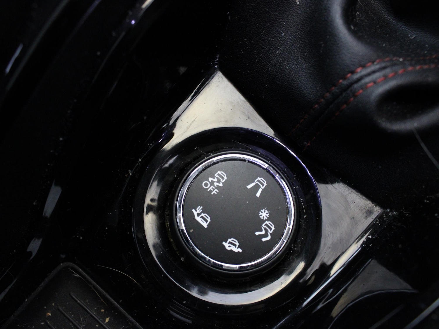 Used Peugeot 2008 2018 for sale - 77593577: Photo 20