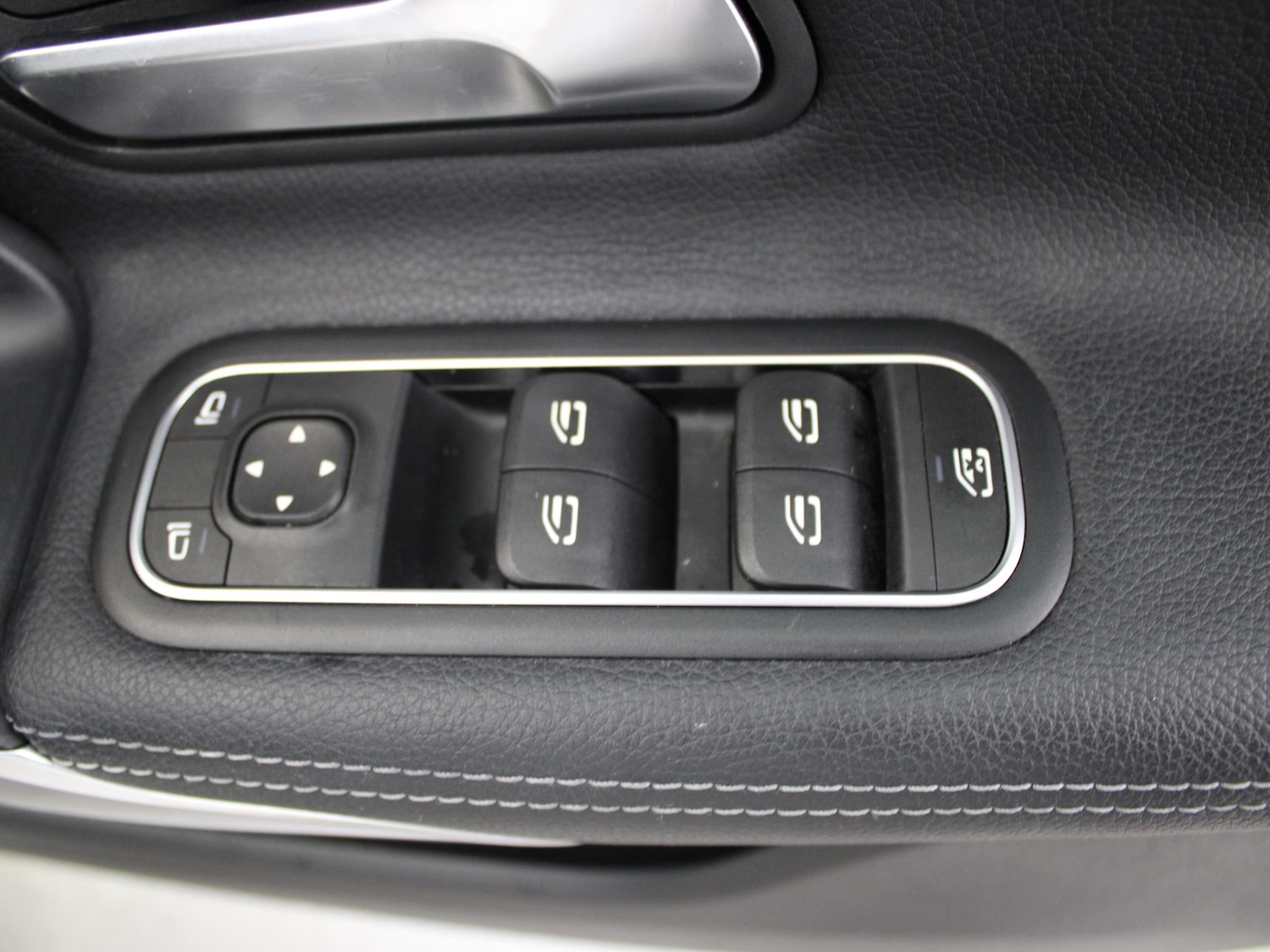 Used Mercedes-Benz A-Class 2019 for sale - 77687031: Photo 37