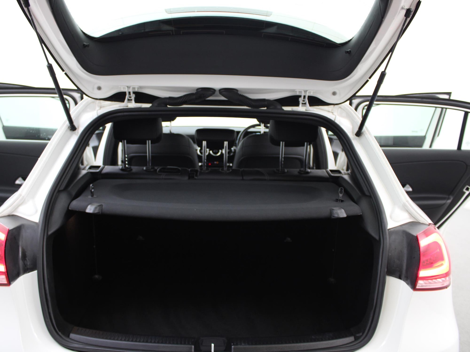 Used Mercedes-Benz A-Class 2019 for sale - 77687031: Photo 38