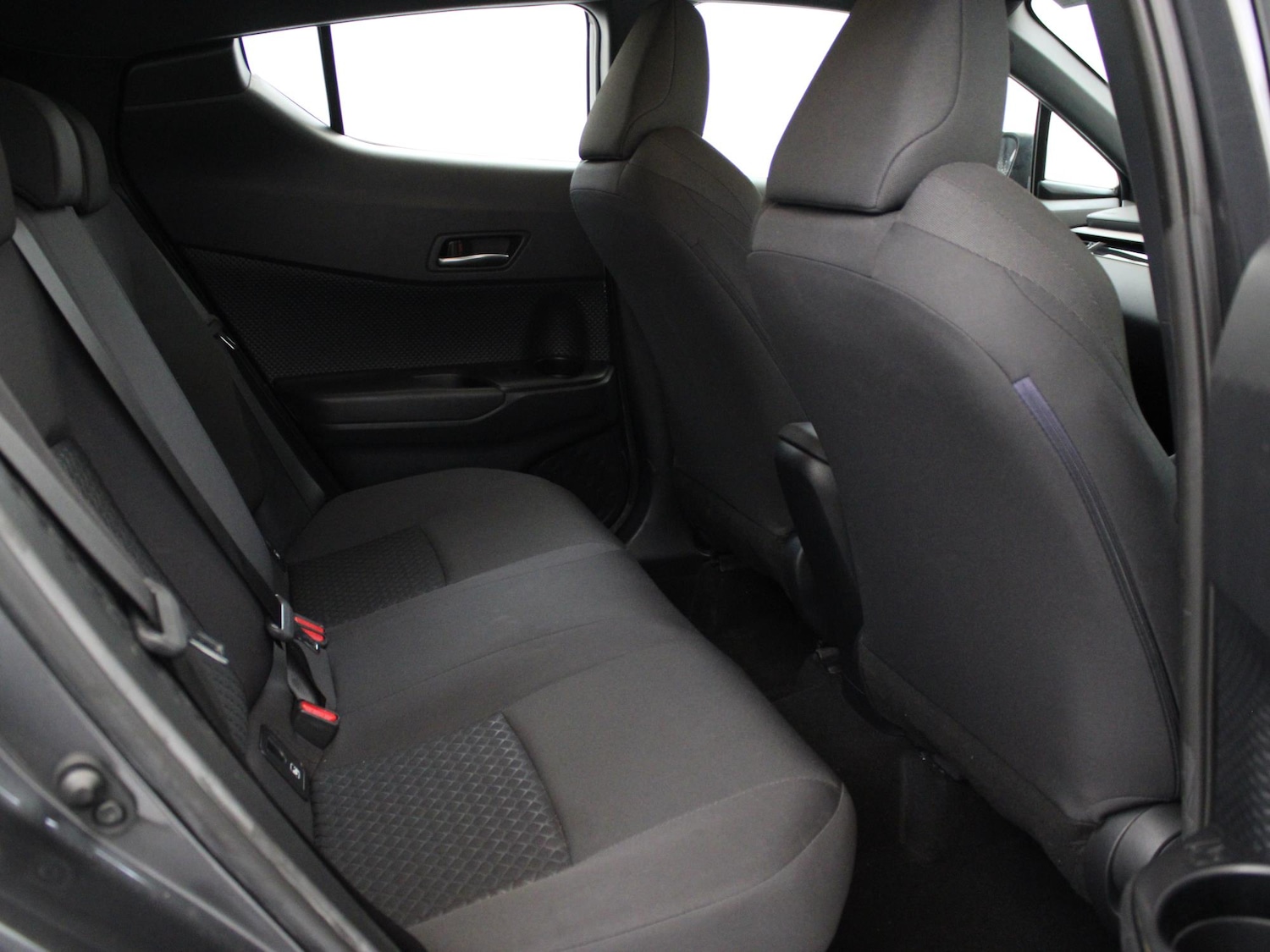 Used Toyota C-HR 2022 for sale - 75536229: Photo 10