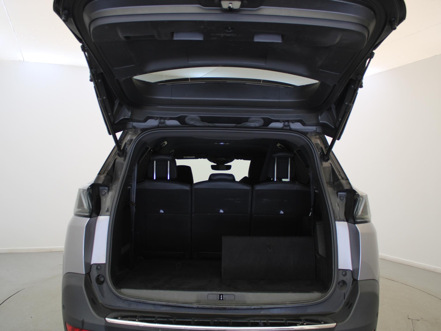 Used Peugeot 5008 2022 for sale - 77398038: Photo 24