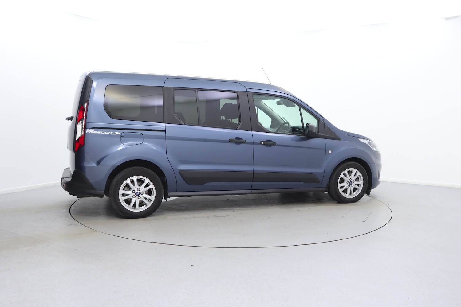 Used Ford Grand Tourneo Connect 2020 for sale - 76662239: Photo 10